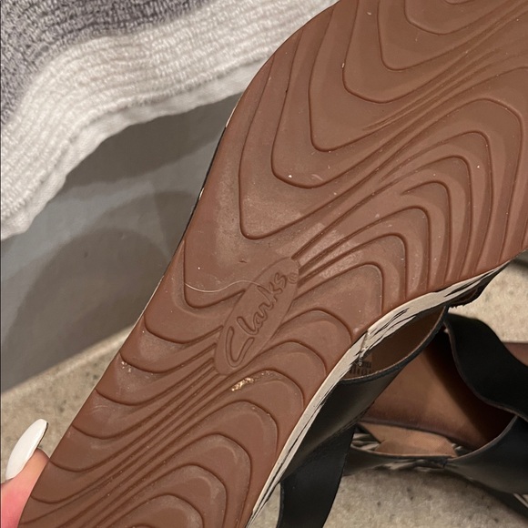 Clarks Black and White Patterned Wedge Sandals - Picture 5 of 8